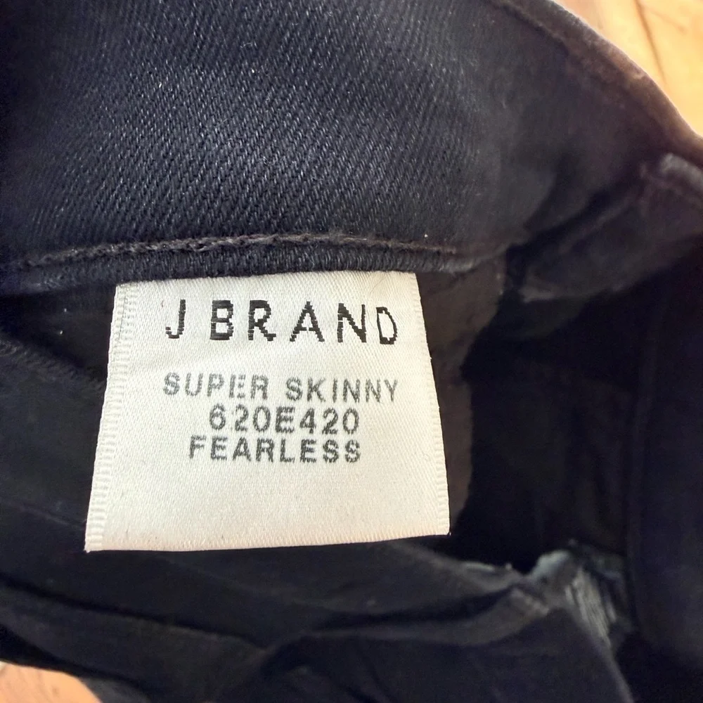 NWOT J Brand Black- Blue (light metallic finish) Jean Size 25 Skinny!  Stretch! - Picture 2 of 7